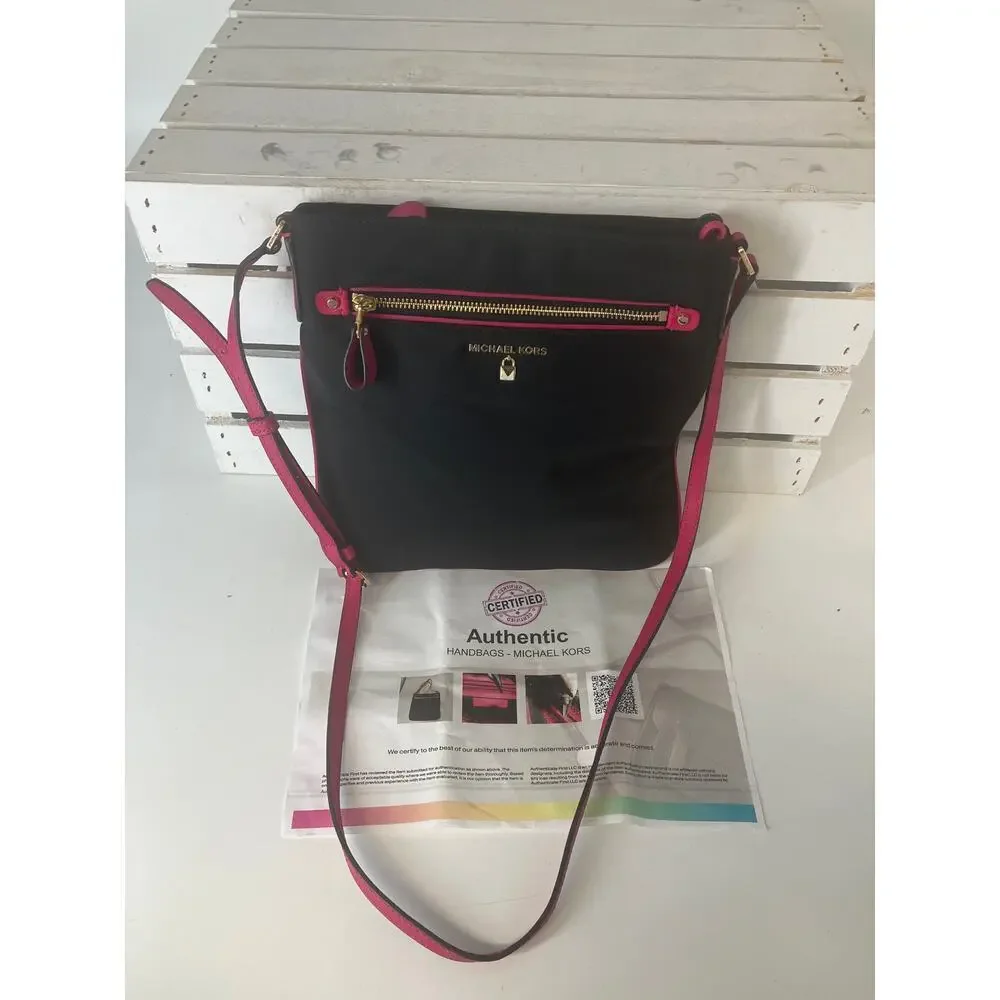 MICHAEL KORS SMALL BLACK NYLON PINK TRIM CROSSBODY BAG
